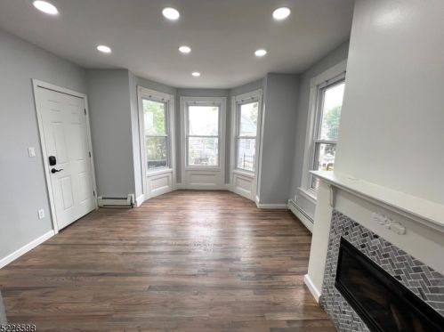 249 7th St, Paterson NJ  07508-2028 exterior