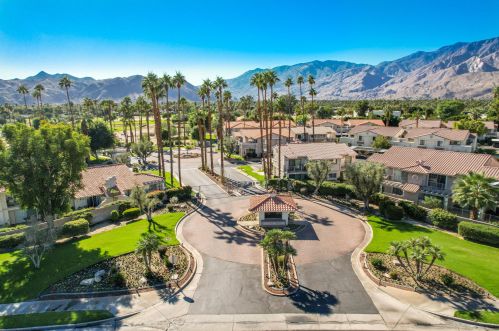 2001 Camino Parocela, Palm Springs CA  92264-8229 exterior