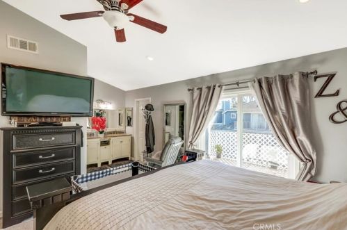 216 Glendora Ave, Covina CA 91724-2954 exterior