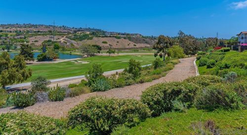 6962 Feldspar Pl, Carlsbad CA  92009-5212 exterior