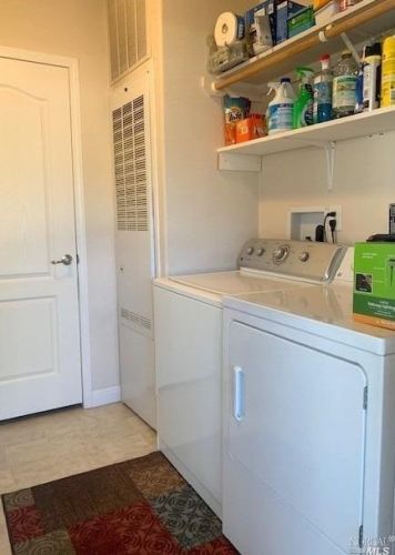 1114 Dale Ct, Santa Rosa CA  95401-4448 exterior