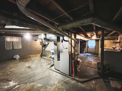 922 Virginia Ave, Florence KY  41042-1731 exterior