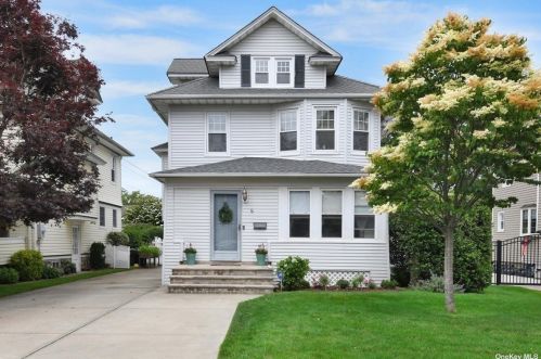 8 Garfield Pl, East Rockaway, NY 11518-1015