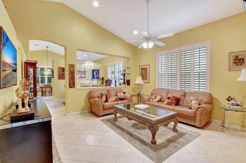 13158 La Sabina Dr, Delray Beach, FL 33446-3776