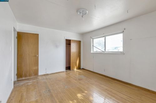 290 Patricia Ave, West Pittsburg, CA 94565-4109