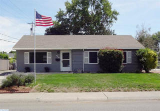 910 Chestnut Ave, Richland, WA 99352-3640
