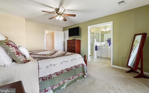 14238 Hunters Run Way, Gainesville VA  20155-4408 exterior