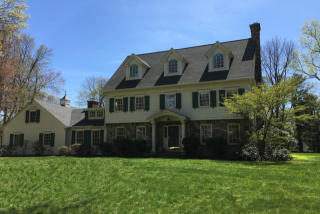 11 Harbor Rd, Tokeneke CT  06820-5810 exterior