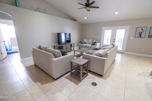 4969 Hamlin Cir, Mims FL  32754-5777 exterior