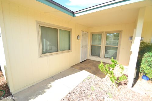 10534 Highwood Ln, Sun City, AZ 85373-1975