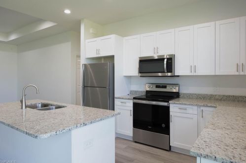 448 Rayneta St, Lehigh Acres FL 33974-0491 exterior