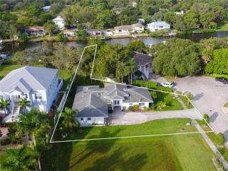 2492 Waterview Ct, Sarasota, FL 34231-5159