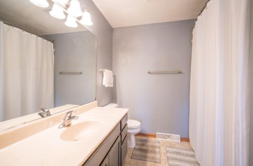 263 Stonefield Dr, Lake Mills WI  53551-1963 exterior