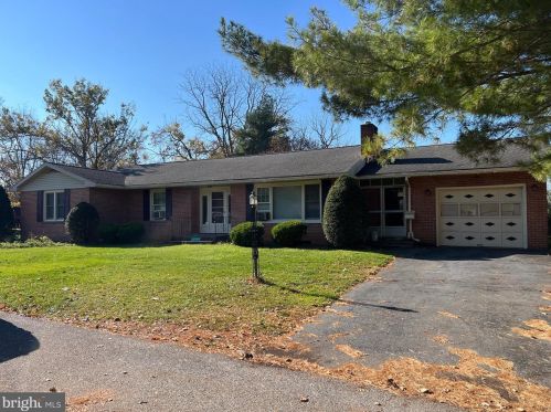 14393 Walnut Loop, Upton, PA 17225-9459