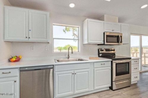 5518 380th Ave, Tonopah AZ  85354-6412 exterior