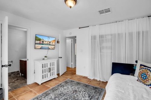 78565 Sagebrush Ave, La Quinta CA  92253-2406 exterior