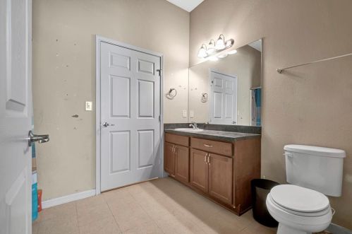 4210 Church St, Galveston TX  77550-1118 exterior