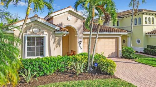 5690 Lago Villaggio Way, Naples FL  34104-5739 exterior