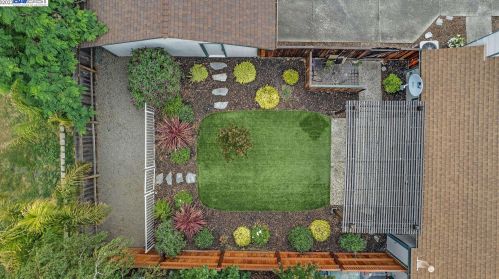 1553 Buttercup Ct, Livermore CA  94551-6718 exterior