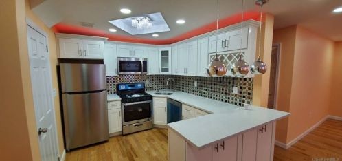 131-40 Francis Lewis Blvd, Jamaica, NY 11413-1673