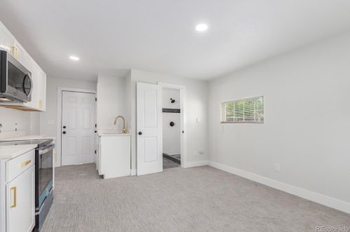 760 Stuart St, Denver CO  80204-2939 exterior