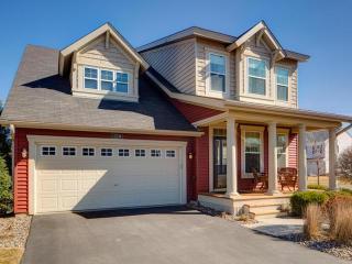 13238 Bronze Ct, Lakeville, MN 55068-3698