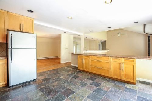 23 Far Reach Trl, Tompkins Corners, NY 10579-1414
