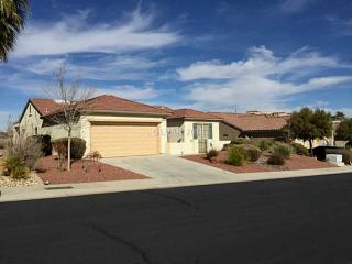 2570 Thatcher Ave, Henderson, NV 89052-6915