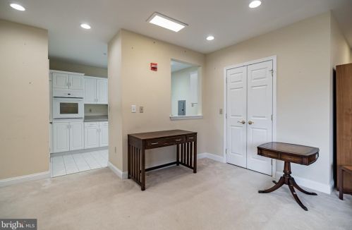 2033 Windrow Dr, Princeton NJ  08540-5023 exterior