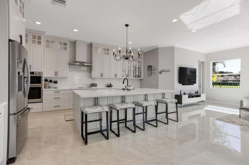 4102 Artesa Dr, Boynton Beach FL  33436-2628 exterior