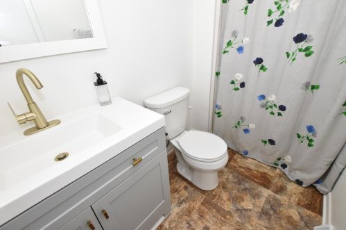 6609 Radburn Ln, Greendale WI  53129-2846 exterior