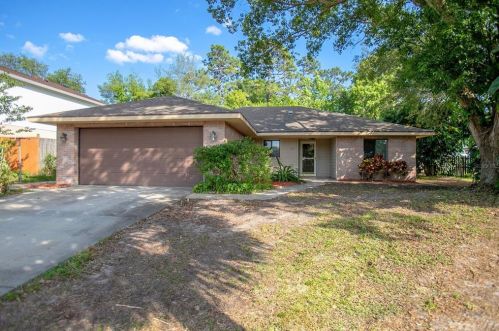743 Maltby Dr, Deltona, FL 32738-8006