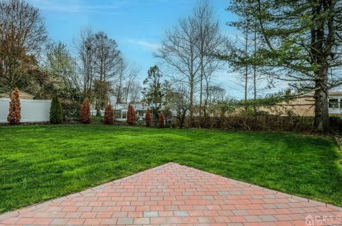 4 Cymbeline Dr, Old Bridge NJ  08857-2704 exterior