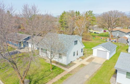 1914 Fairway Ln, Alex, MN 56308-8611