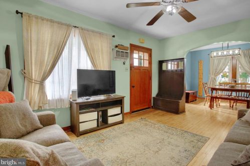 221 Nichols St, Dauberville PA  19533-9525 exterior