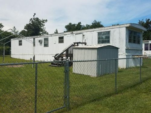20925 141st St, Umatilla, FL 32784-8560