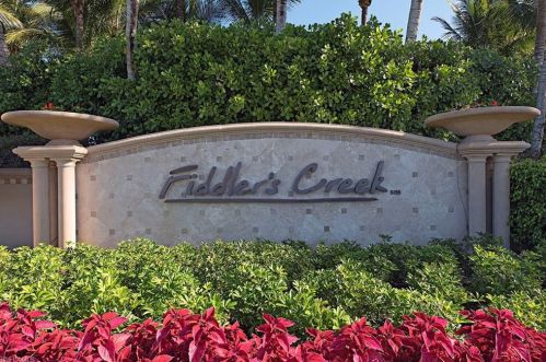9053 Cascada Way, Naples FL  34114-6465 exterior