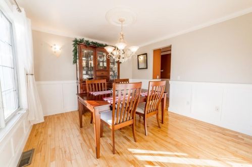 467 Robin Hollow Rd, West Greenwich RI  02817-2118 exterior