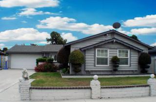 6962 San Julian Cir, Buena Park CA  90620-2955 exterior
