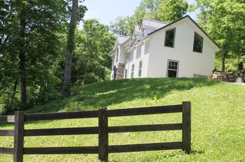 157 Hideaway Dr, Portland, KY 41033-9182