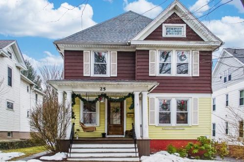 25 Curtis Ave, Wallingford CT 06492-3708 exterior