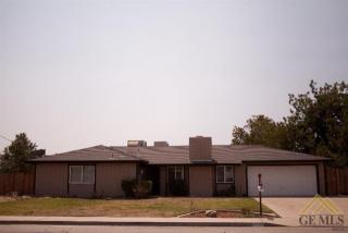 9725 Palm Ave, Bakersfield CA  93312-2805 exterior