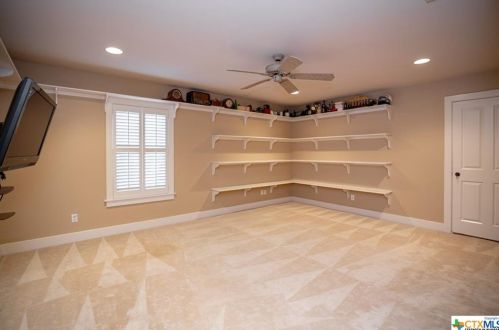 6 Cotswold Ln, Victoria TX  77904-1680 exterior
