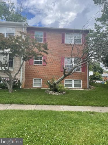1400 Cottonwood Ct, Woodbridge, VA 22191-3110