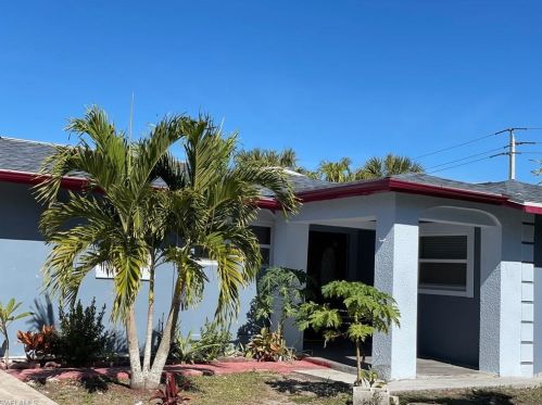 4201 21st Ave, Naples, FL 34116-6419