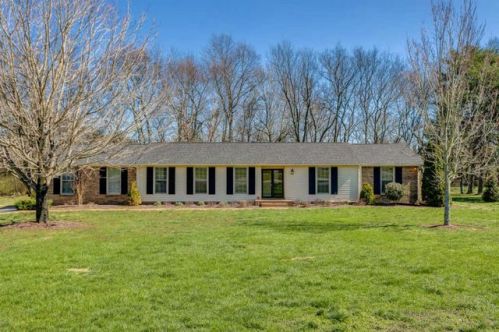 432 Spring View Dr, Franklin, TN 37064-5282