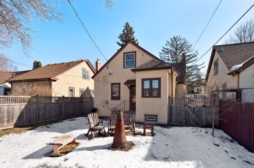 3543 James Ave, Minneapolis MN 55412-1637 exterior