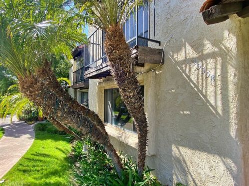 25558 Oak St, Lomita, CA 90717-2635
