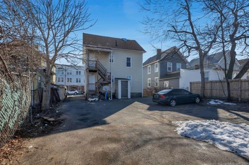 857 Noble Ave, Bridgeport CT 06608-1049 exterior