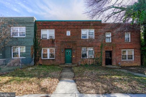 1805 I St, Washington, DC 20002-4056